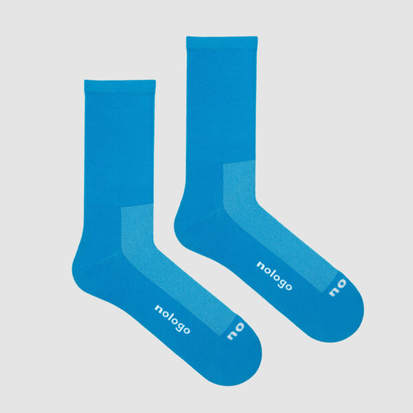 blue cycling socks by nologo: a timeless essential for cyclists of all levels.