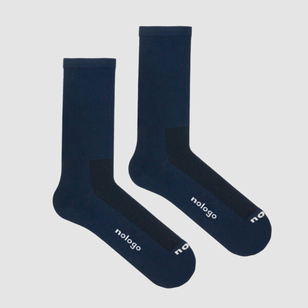 nologo dark blue cycling socks: a staple in every cyclist's wardrobe, combining comfort with style.